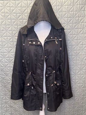 Bella Donna Moda Italiana Hooded Jacket with Full Zip & Snap Accents
